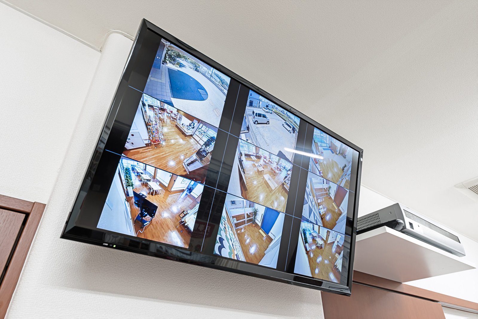 Reliable POS systems expertly installed at the restaurant